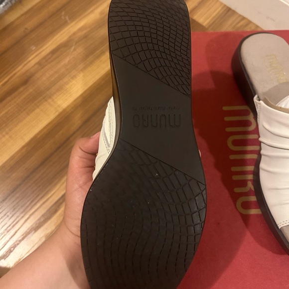 Monreau kala slide 8.5N - Picture 4 of 6